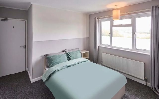 Host Stay Oldbury Road