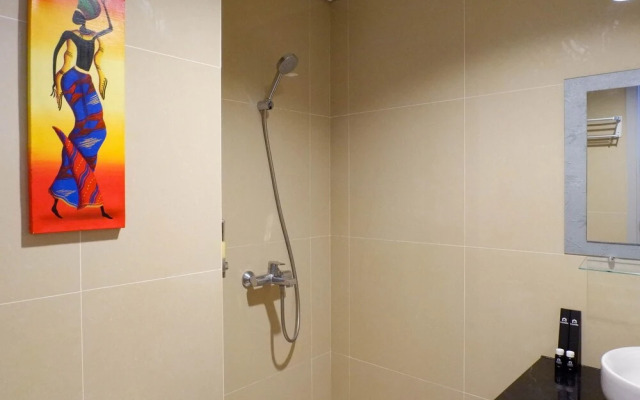 Spacious And Exquisite Studio Plus Apartment At Grand Sungkono Lagoon