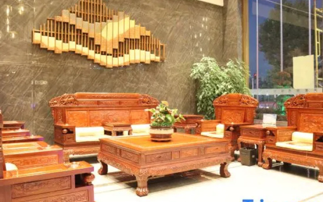 Zhedong Chuyue International Hotel