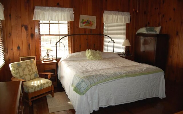 Creech House - 4 Br Home