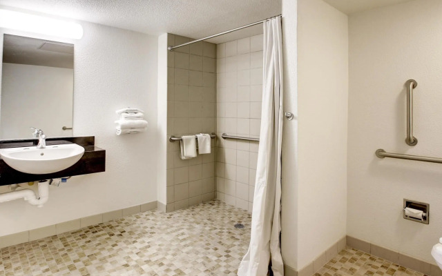 Motel 6-Ogden, UT - Riverdale