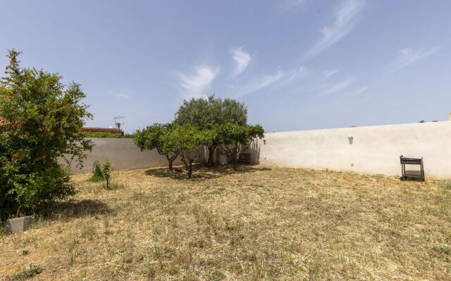 Detached villa with air conditioning