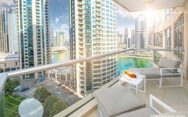 LUX The Park Island Suite View 2