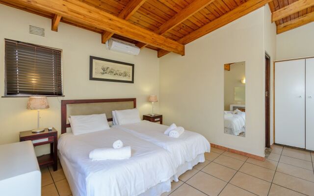 San Lameer Villa Rentals 3107