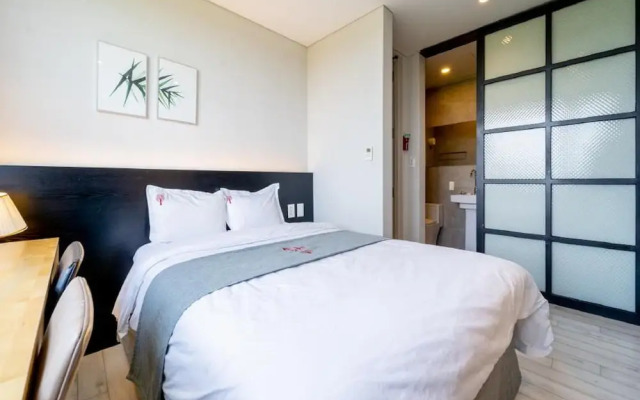 Jeju Seuwiseumaeul 215&216dong