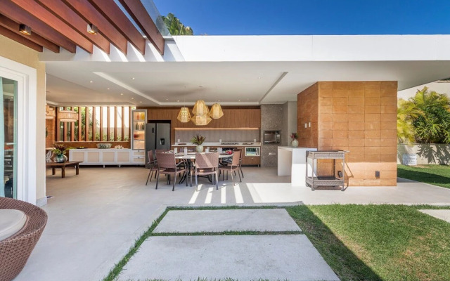 Bz45 Rua das Pedras Casa com Piscina