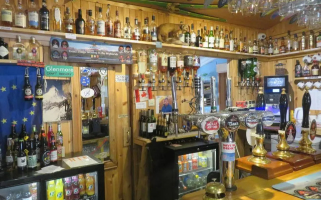 Pine Marten Bar Glenmore Pods