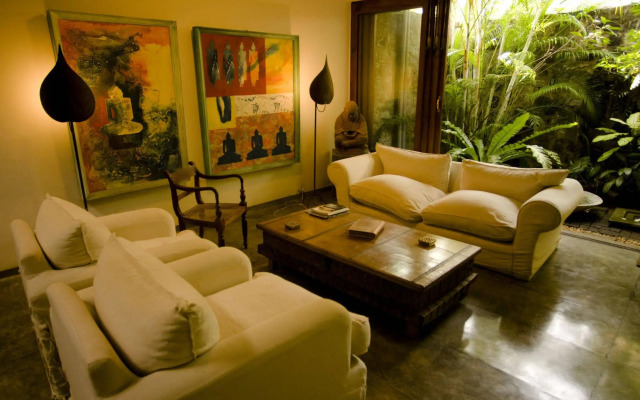 Mount Lodge Boutique Hotel