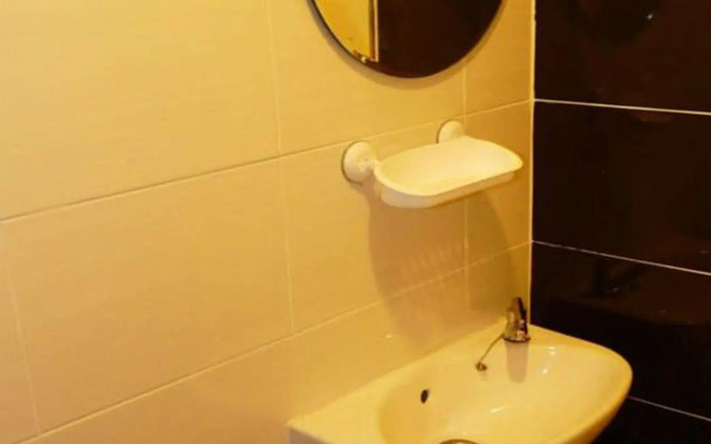 OYO 89881 V Stay Guesthouse
