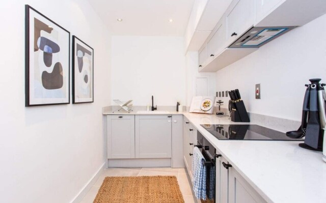 The Parliament View Place - Modern and Bright 3bdr Flat