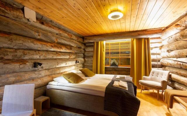 Kuukkeli Log Houses Teerenpesä - Superior Suite A49