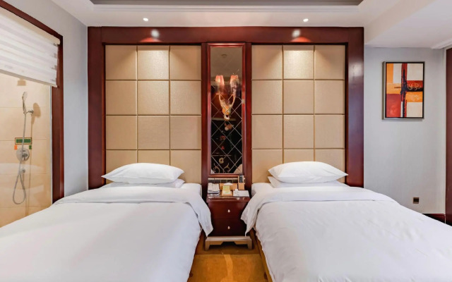 Vienna Classic Hotel (Wuhu High-speed Railway Station)