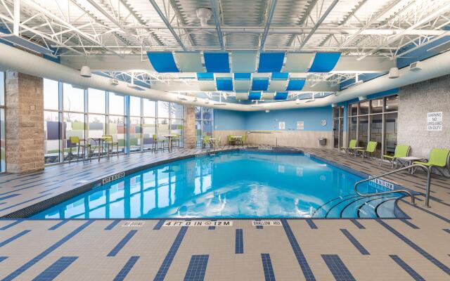 Holiday Inn Express & Suites Saskatoon East - University by IHG