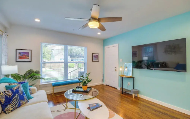Central Houston Apartment w/ Furnished Patio!