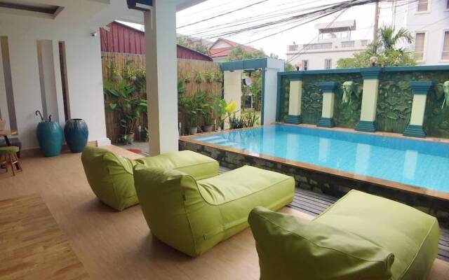 Cozycloud Backpackers Hostel
