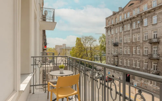 Apartment Warsaw's Praga by Renters