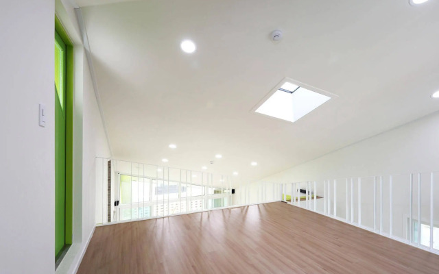 Yene House