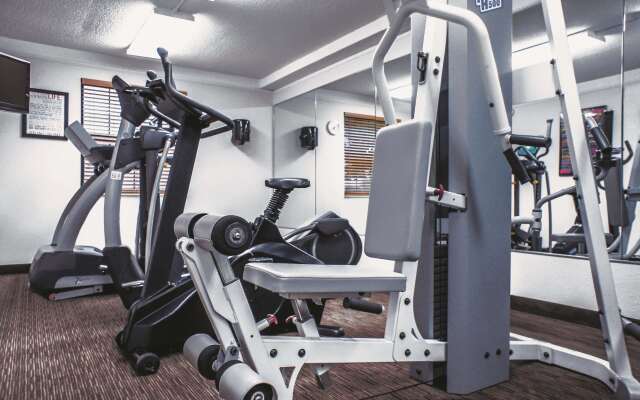 La Quinta Inn by Wyndham Moline Airport