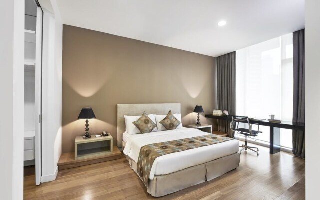 The Platinum apartment by Jessica