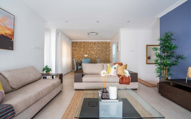 Urban Pumpkin 2-bedroom Apartment, Lekki Phase 1