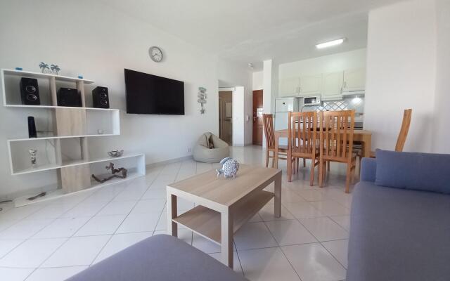 T2 Gaveto Vista Mar Frente Praia