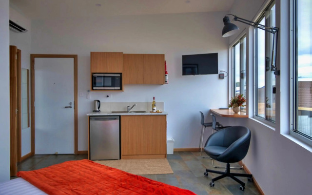 Cloudscape Apartment No 2