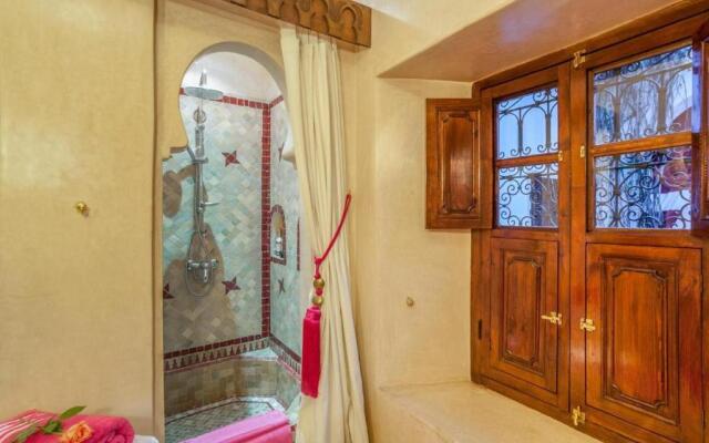 Room in BB - Riad Anabel - Rose Suite