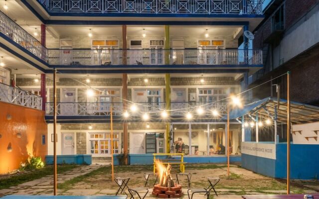goSTOPS Manali - Hostel