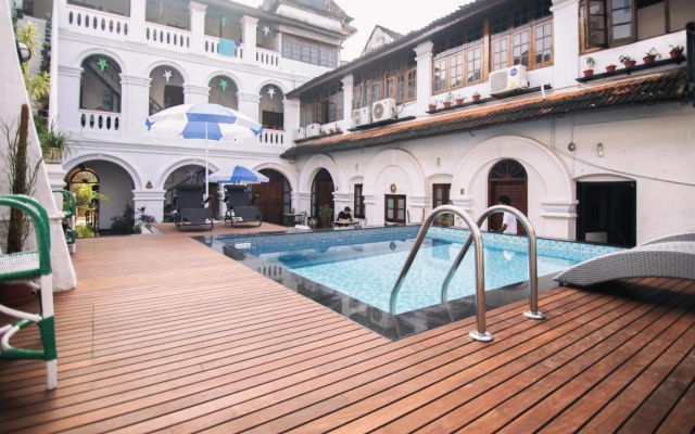 The Old Courtyard Hotel