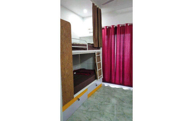 Camel S Backpackers Hostel