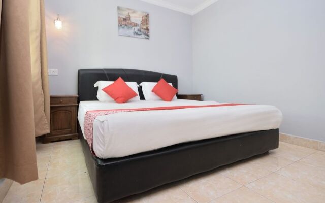 OYO 892 Hotel Grand Nadia