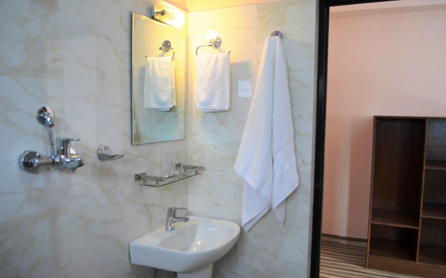 Hotel Karuna