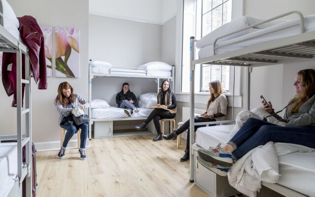 Gardiner House Hostel