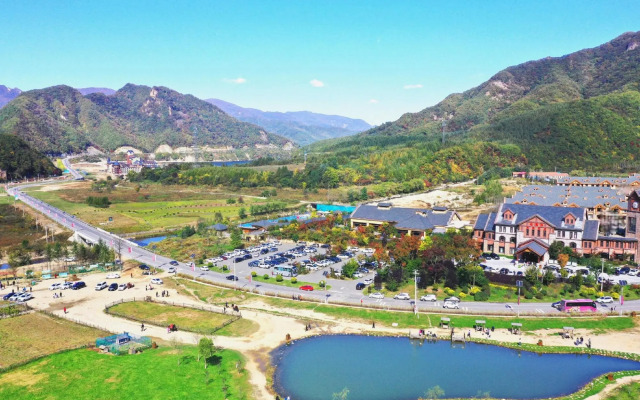 Huaximu Hot Spring Hotel