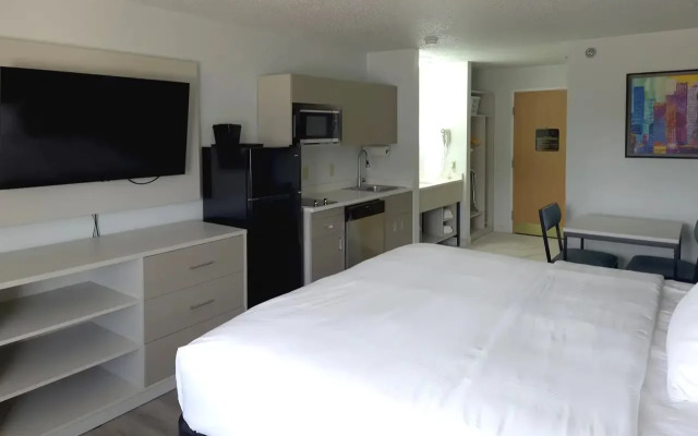 MainStay Suites LeClaire - Quad Cities