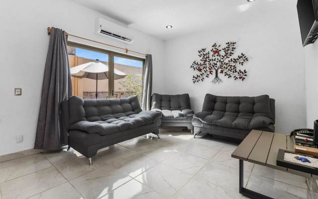 Luxury 4BR Villa with Pool