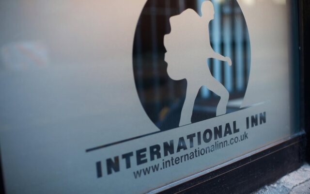 International Inn - Hostel