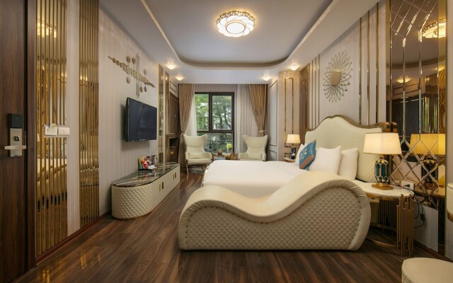 Bao Ngoc Hotel Linh Dam