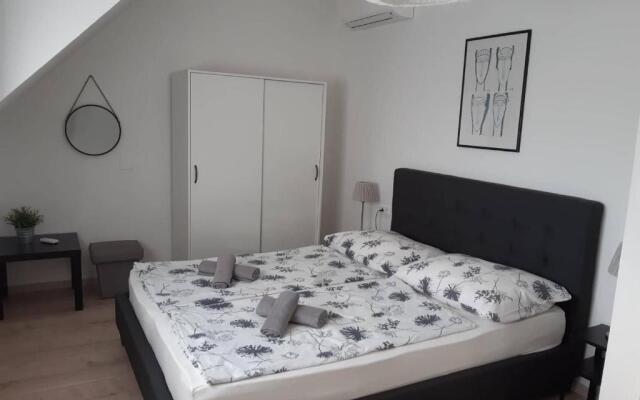 APARTMAN SOÓS -- Only for relaxation, not for party!