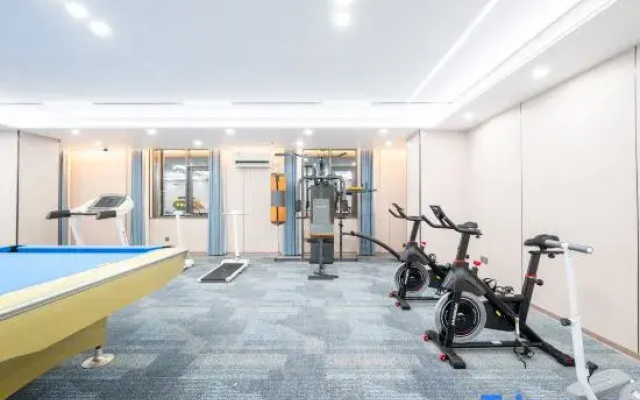 Qiqing Mercure Hotel (Rainbow Beach Branch)