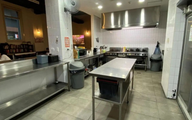Big Backpackers Hostel