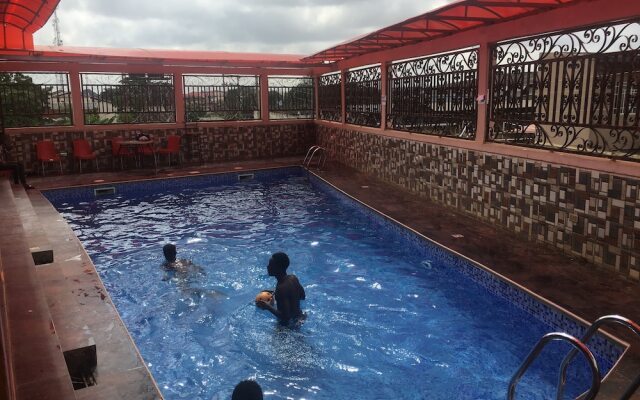 De Zone Hotel