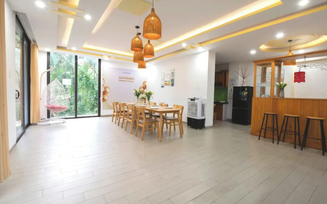 Le riverside Villa Hoi An by Hometown