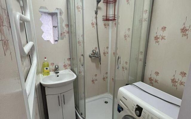 Апартаменты на улице Мамонтова 13