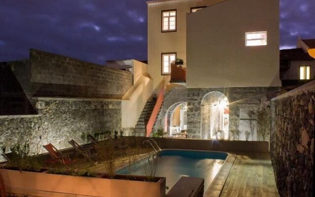 Azorean Urban Lodge