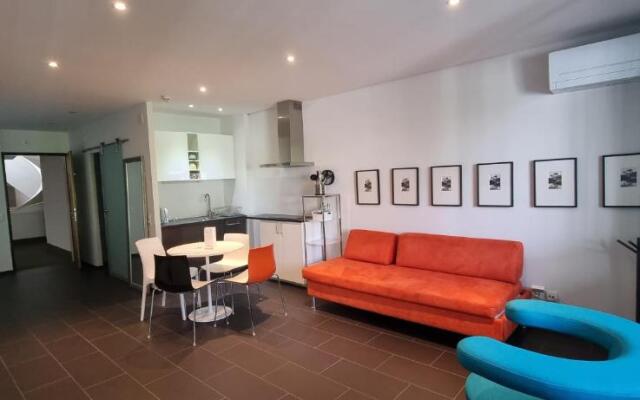 Bissone Apartment
