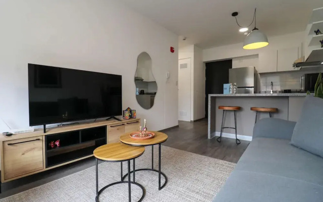 w Radiant 1BR w Perfect Balcony in Cusco