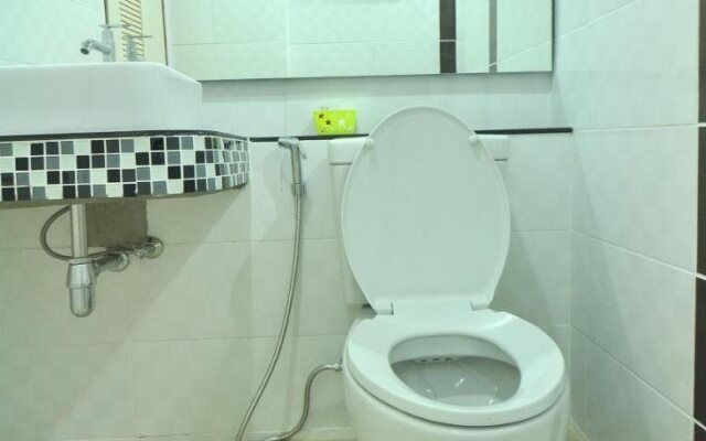 City Ratsada Apartment