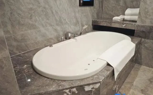 New Feeling Hotel