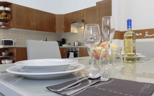 The Queen Luxury Apartments - Villa Gemma
